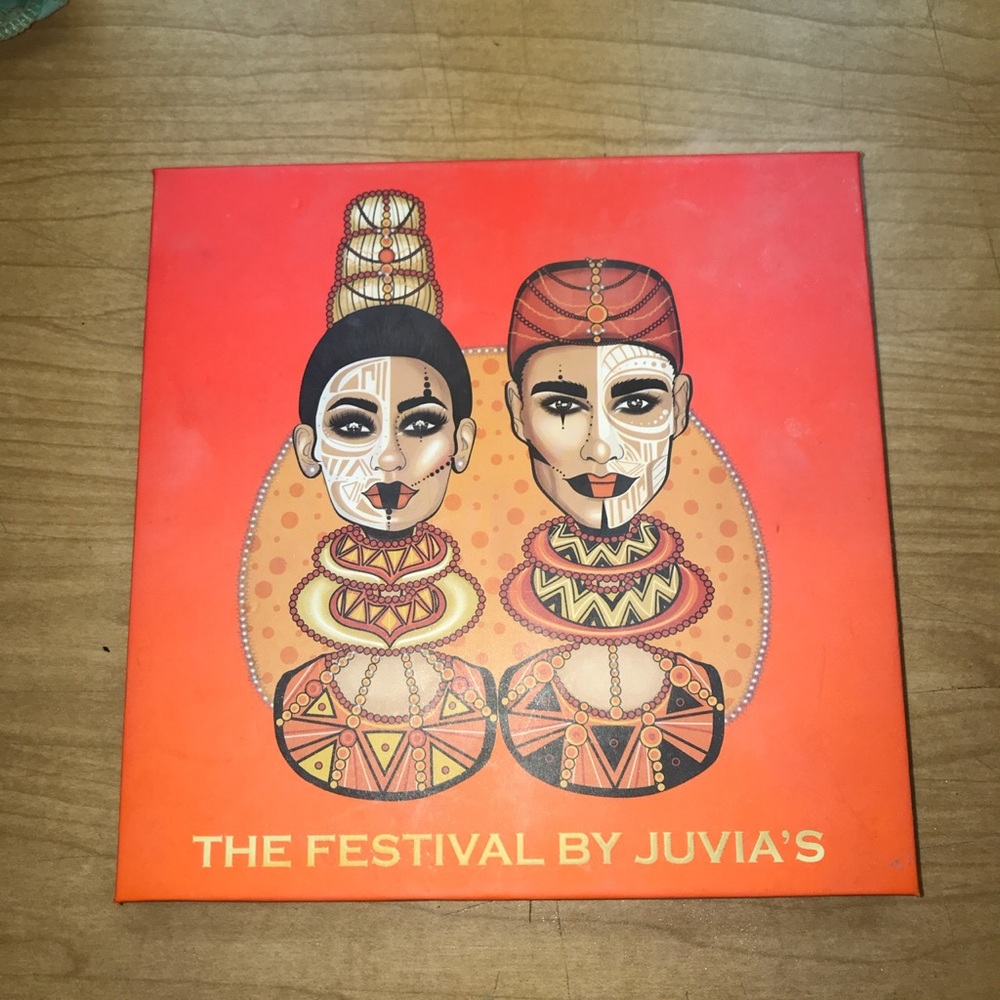 The Festival eyeshadow palette by Juvia’s place